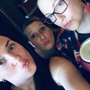 Meet your Posher, Carmen